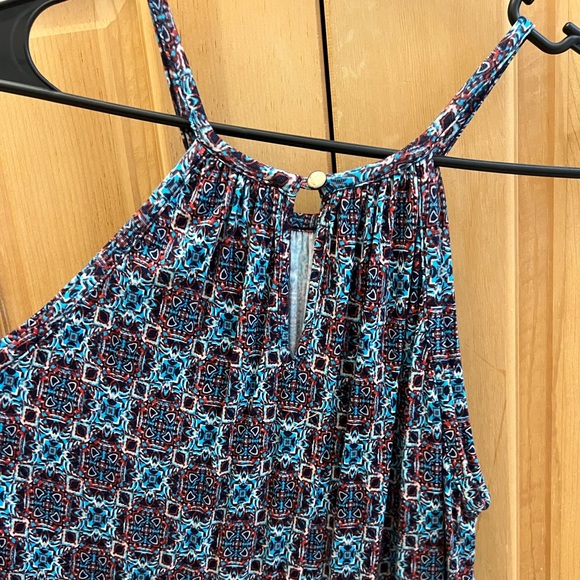 NWT pattern tank top - Picture 3 of 4